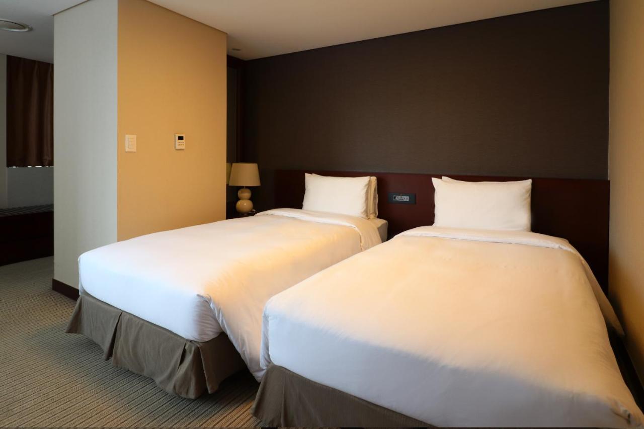 Hotel Pj Myeongdong Seoul Ngoại thất bức ảnh